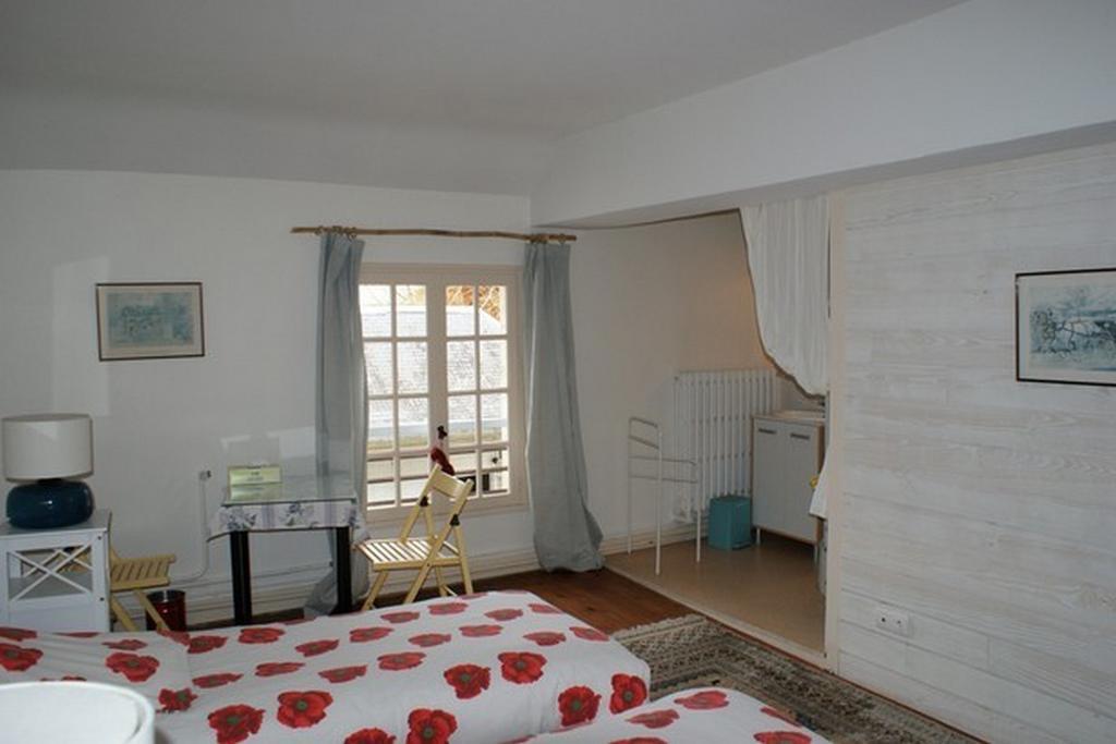 Les Longchamps Bed & Breakfast Neuillé Cameră foto
